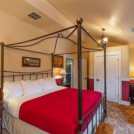 Steele Mansion Inn & Gathering Hub Painesville Exterior foto