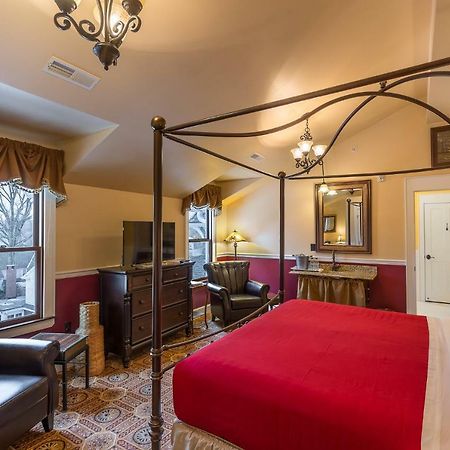 Steele Mansion Inn & Gathering Hub Painesville Exterior foto