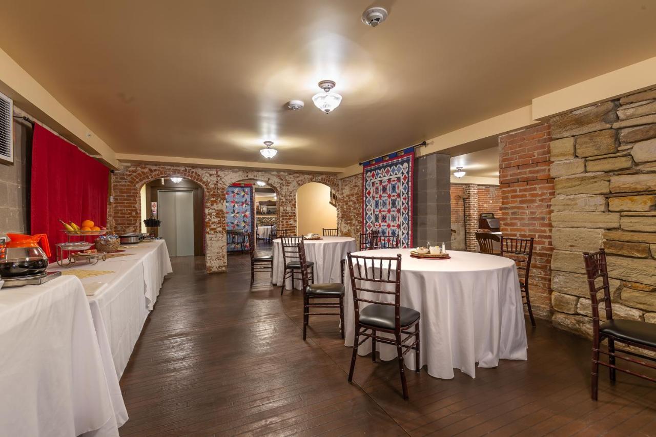 Steele Mansion Inn & Gathering Hub Painesville Exterior foto