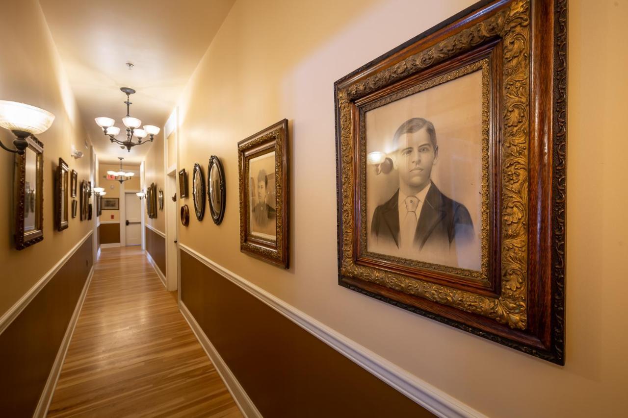 Steele Mansion Inn & Gathering Hub Painesville Exterior foto