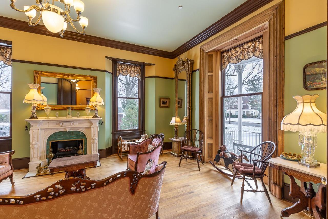 Steele Mansion Inn & Gathering Hub Painesville Exterior foto